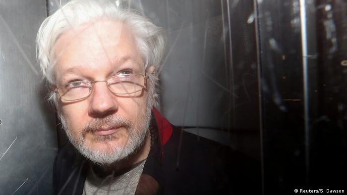 Lois Perez Leira: “Assange es un referente mundial de la libre expresión”