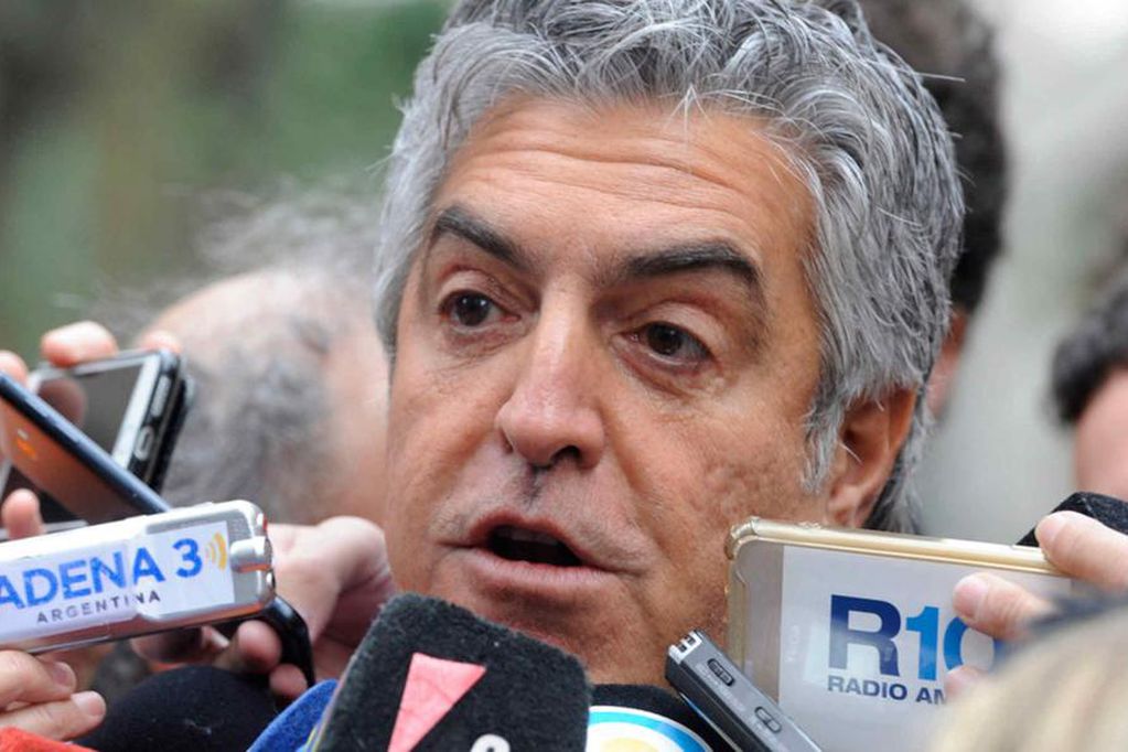 Gregorio Dalbón: “Tenemos tres oposiciones: los medios, la Justicia y los políticos”