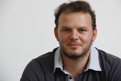 Charly Pisoni: “Atrás de Javier Milei hay un avasallamiento de los Derechos Humanos”
