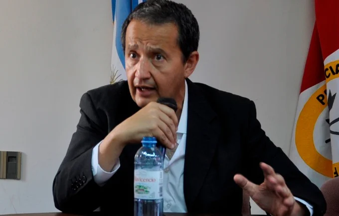 Río Paraná: «La Argentina es hoy una colonia de Estados Unidos»