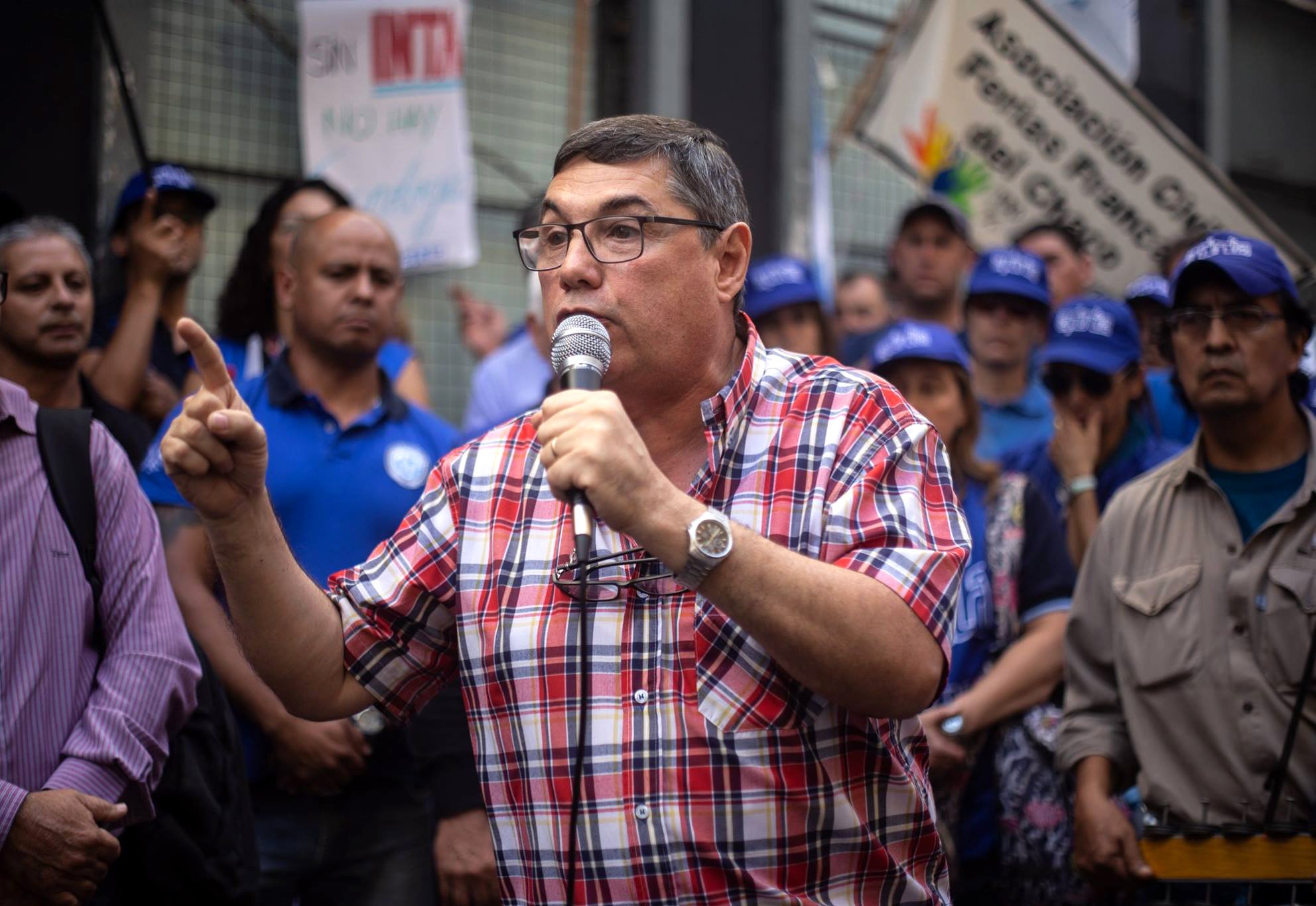 “El presidente vive denostando a los trabajadores del Estado”