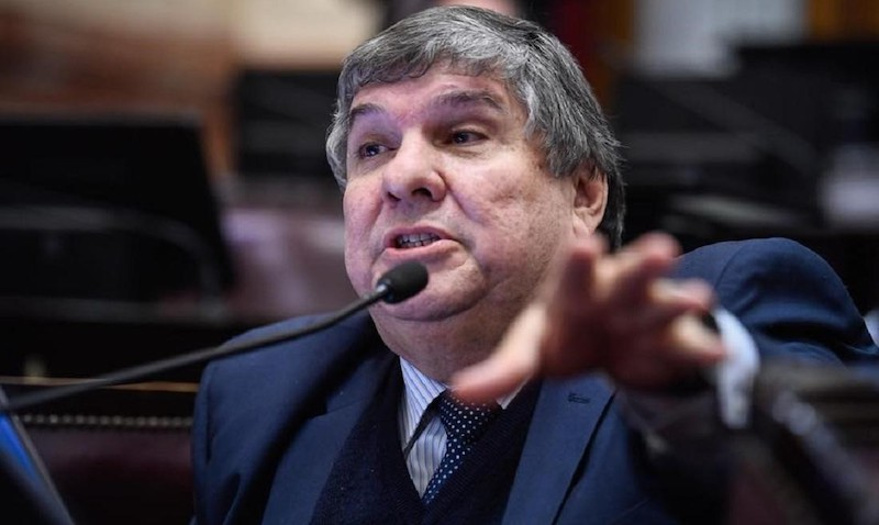 «Nos endeudan brutalmente y ya se gastaron el préstamo»