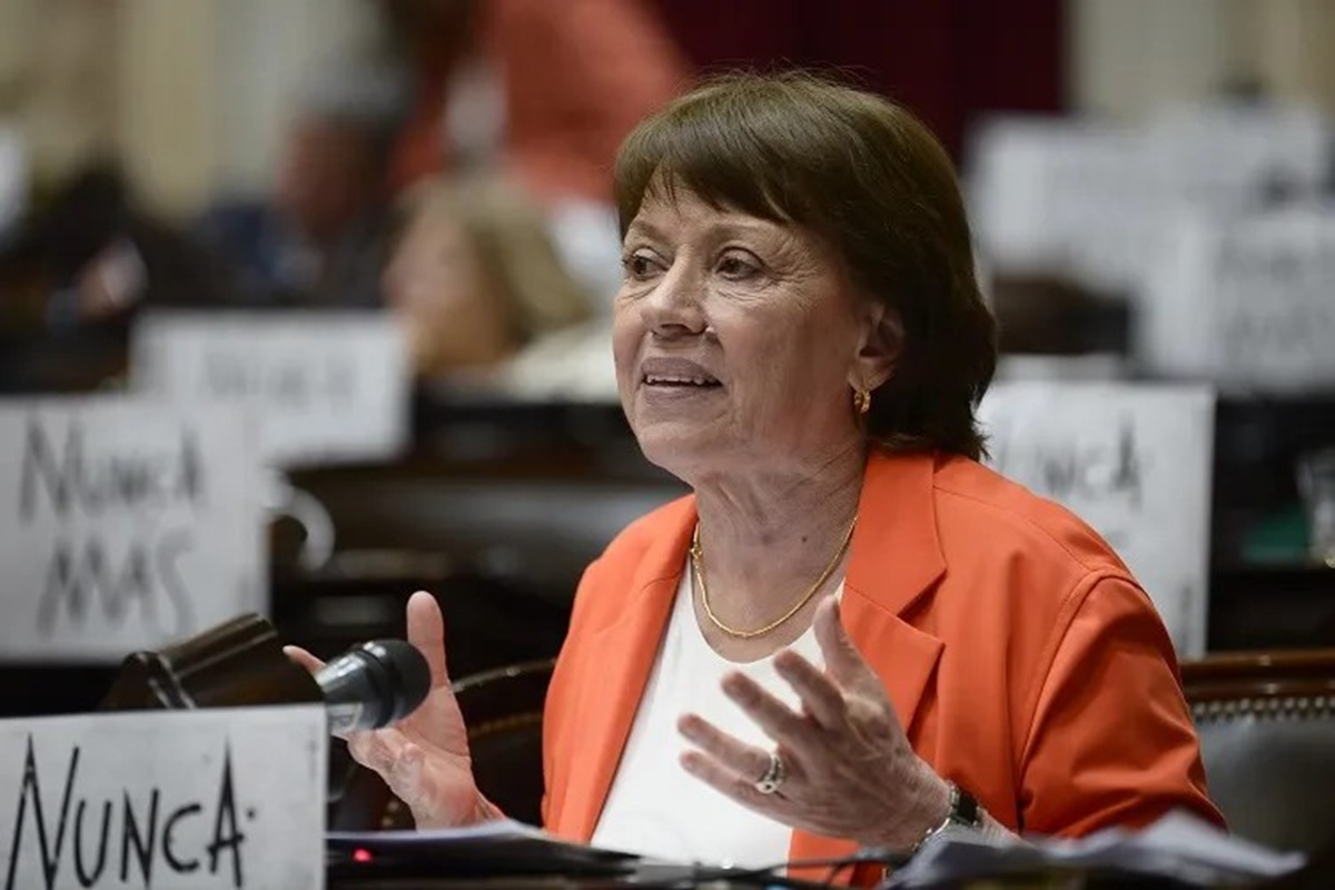 «No hay que naturalzar que detengan personas que van a una manifestación»