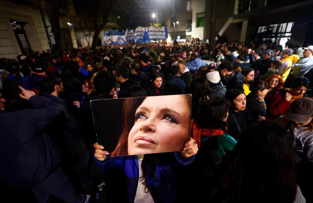 «La condena no puede ocultar que es política»