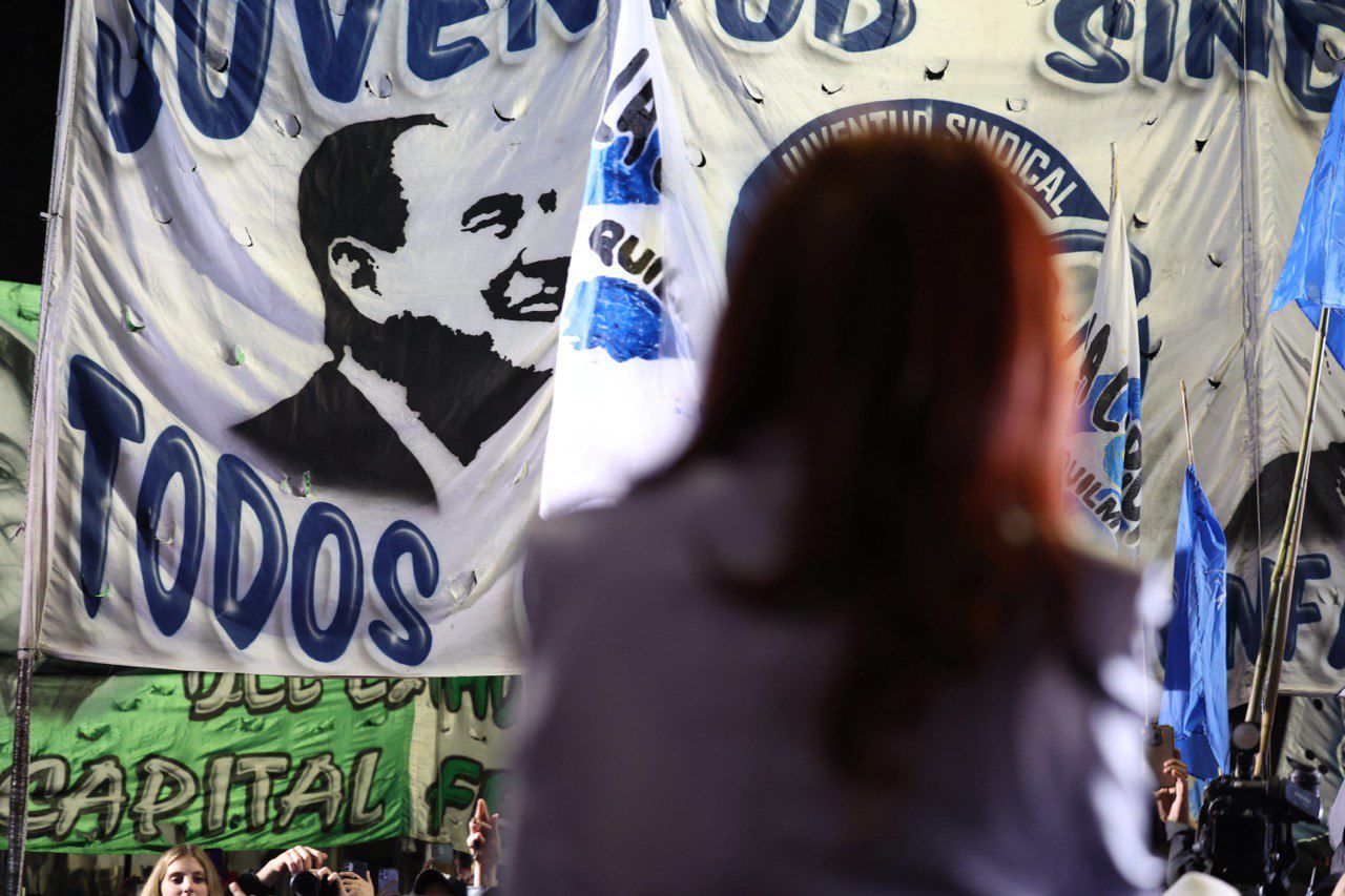 «A Cristina la meten presa por aplicar la justicia social”