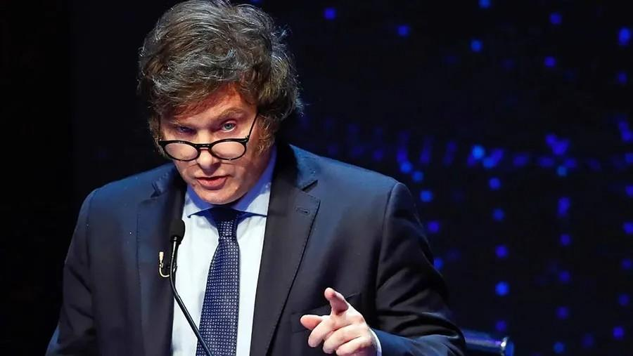 Día del periodista: censura de Milei a los medios