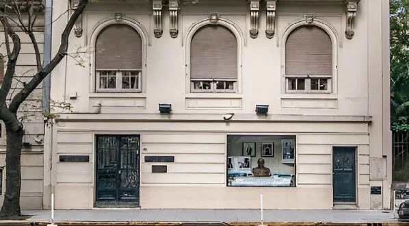 El gobierno secuestró el patrimonio del Instituto Juan Domingo Perón