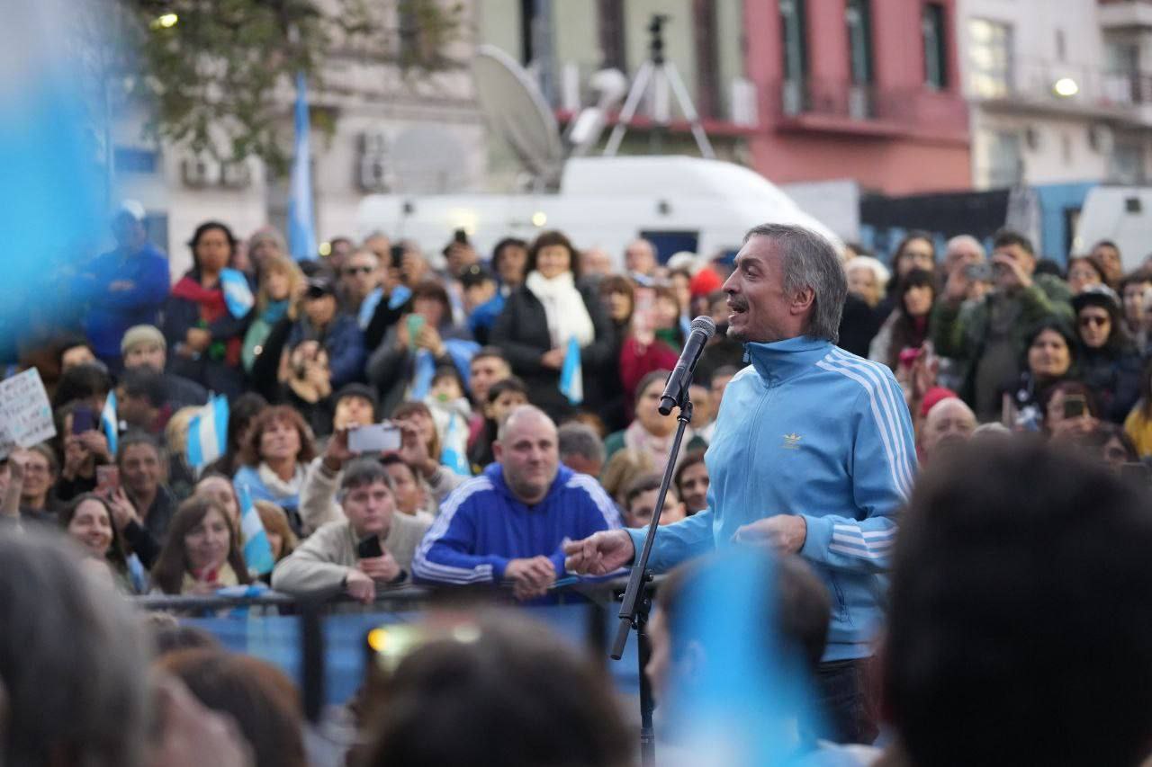 «Los dirigentes tienen que entender que la gente vale la pena»