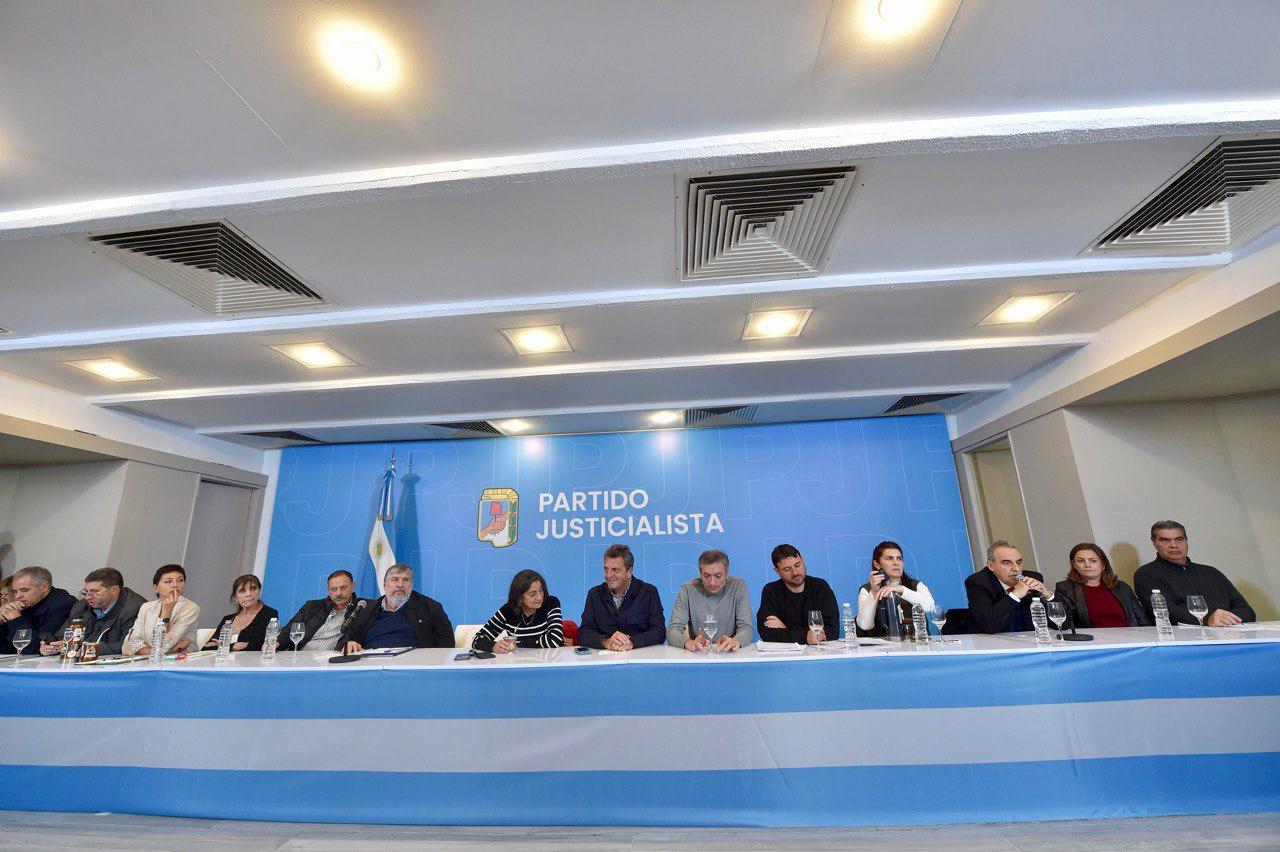 Capitanich: «Hoy en Argentina la democracia está fuertemente debilitada y la república no existe”