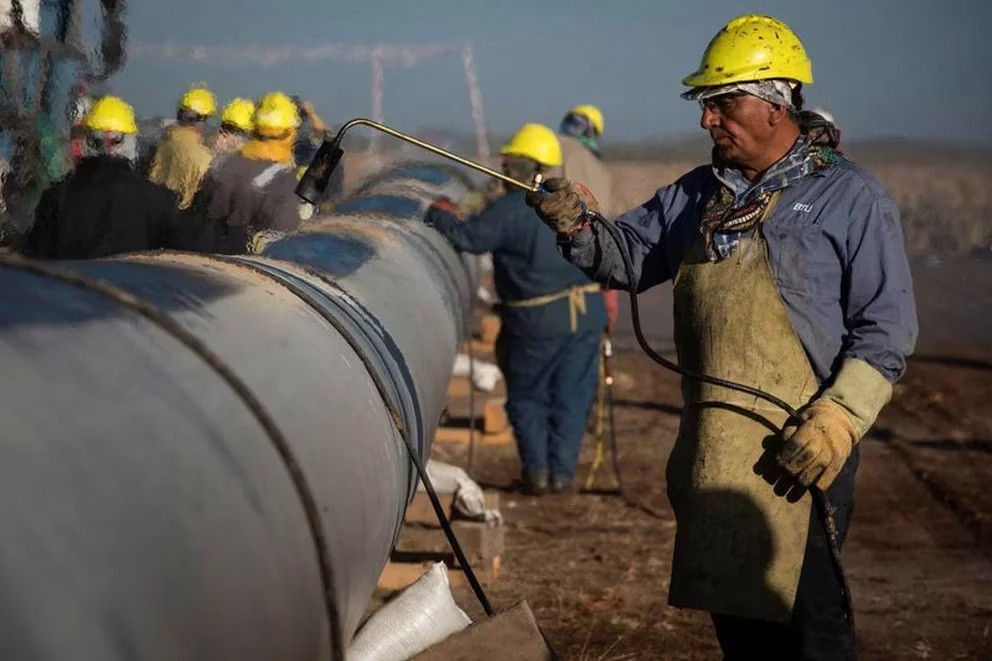 Aumento de tarifas y cortes de gas, la política energética en crisis.