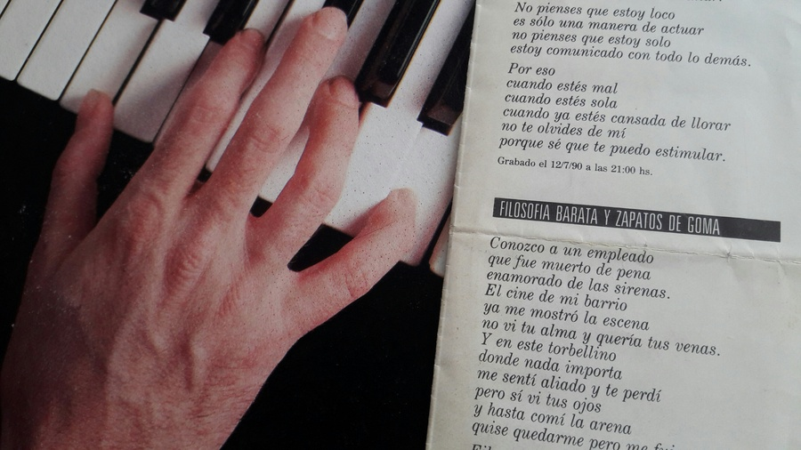 35 años de «Filosofía barata y zapatos de goma»