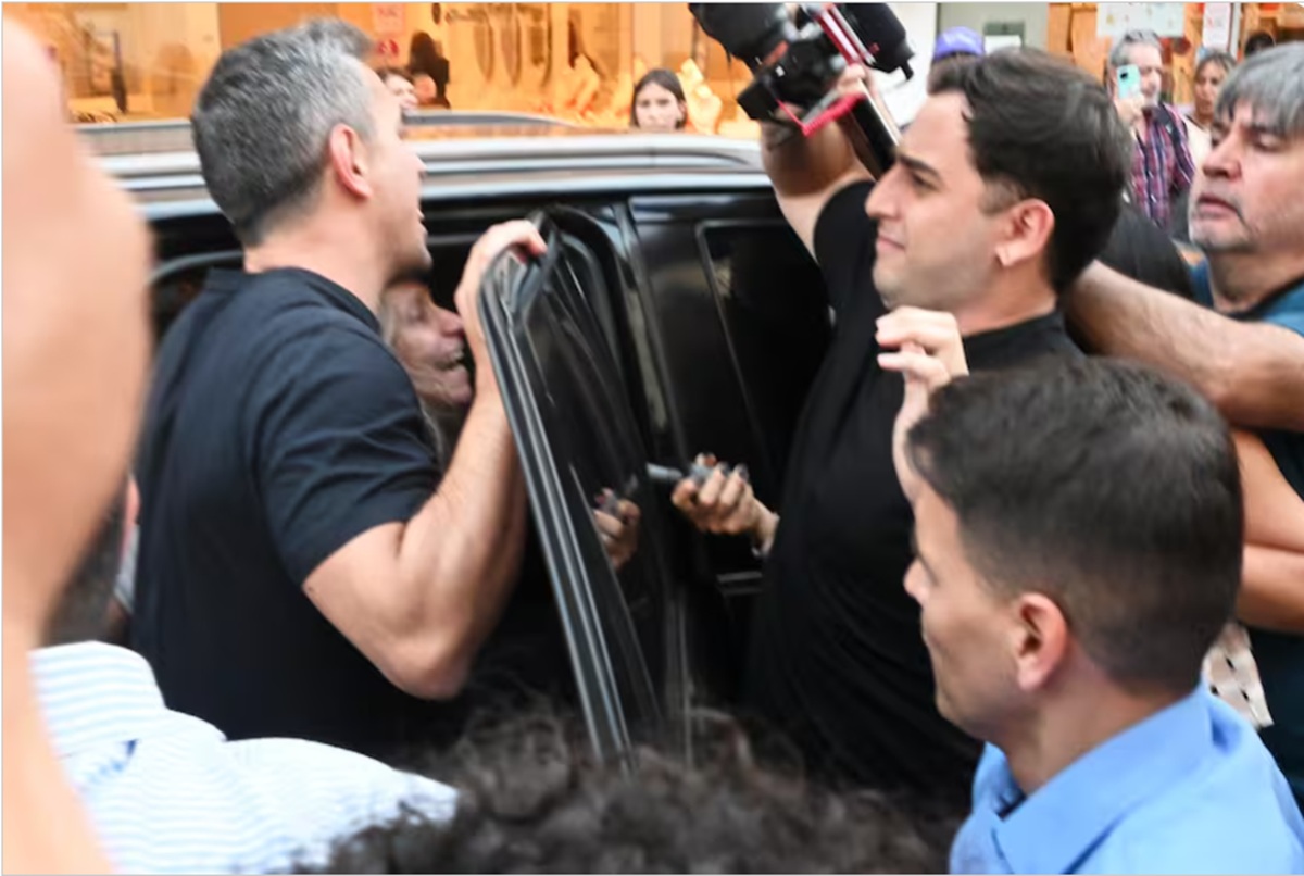 Por acá no, por allá tampoco