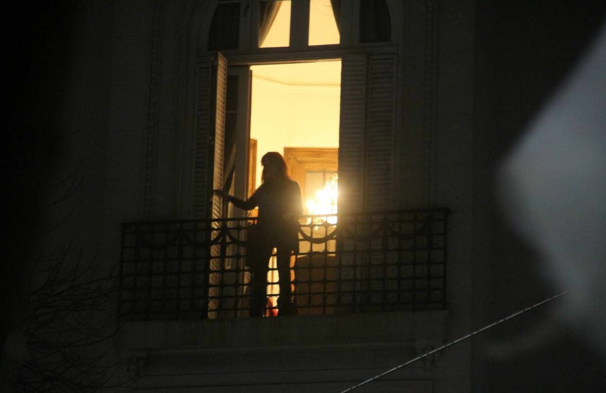 Amor con amor a Cristina se paga