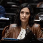Penacca: "Mientras viven una vida de lujo la gente se muere de hambre"