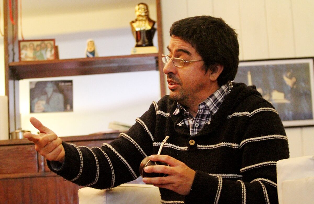 «La Corte y Comodoro PY son dos delincuentes y en el Congreso está lleno de escorts»