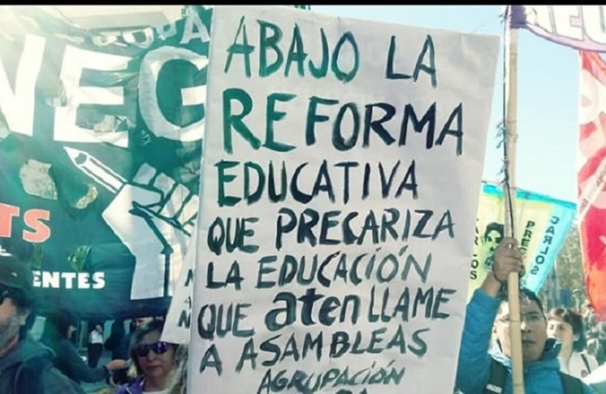 La educación a la basura