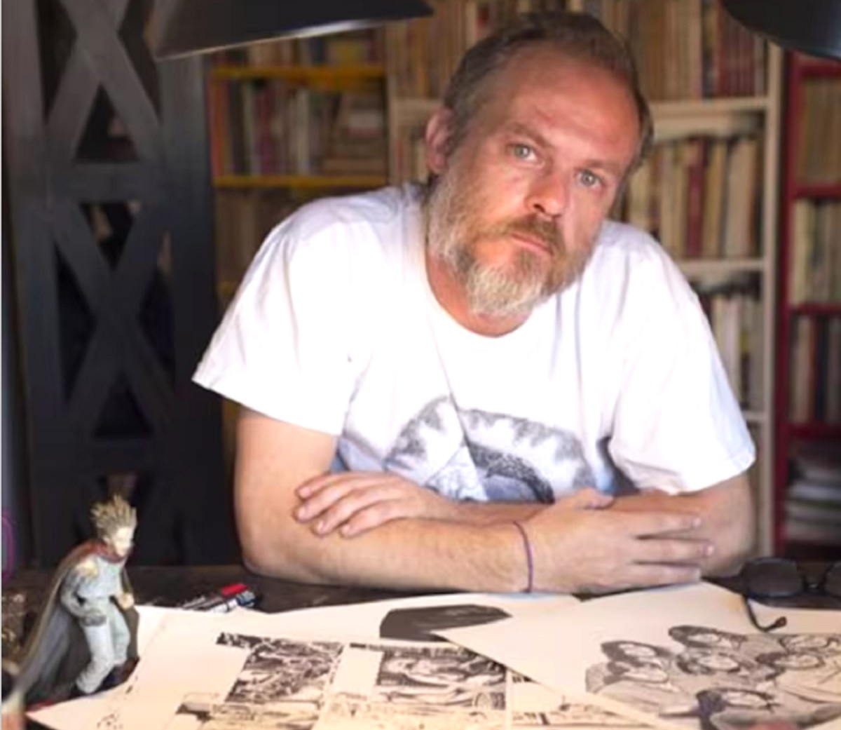 “Hoy hay bajada de línea, política y economía no se pueden tocar”