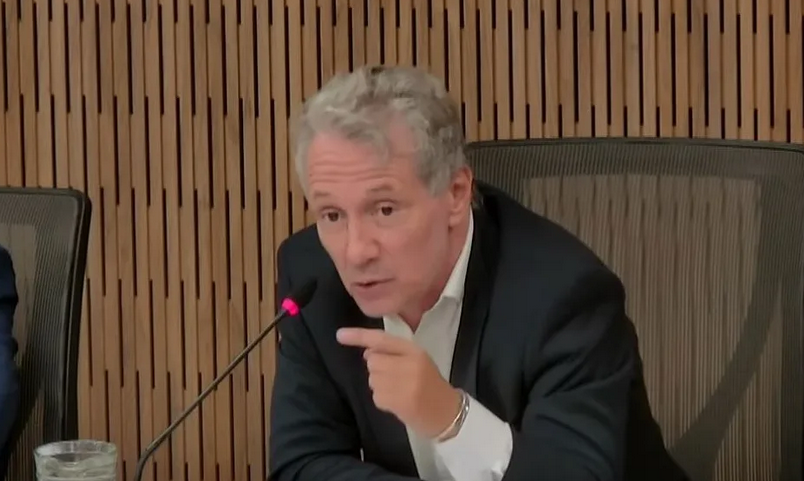 «La reforma laboral busca subsidiar a las empresas que despiden trabajadores»