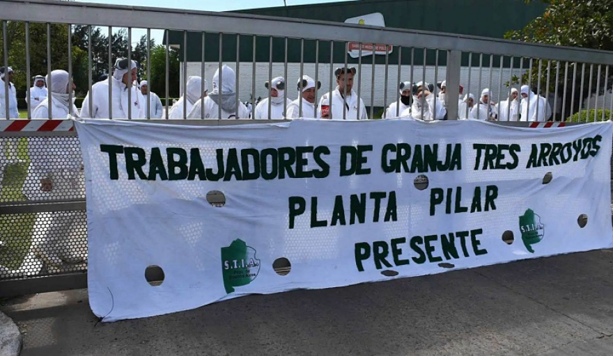 Granja Tres Arroyos: “Nos quieren pagar el aguinaldo y los sueldos en cuotas”