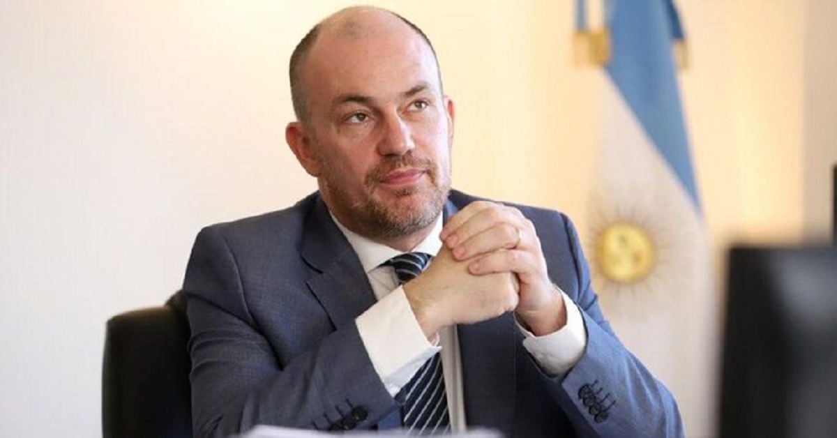 «El principal factor de la inflación es el precio del dólar, no la emisión»