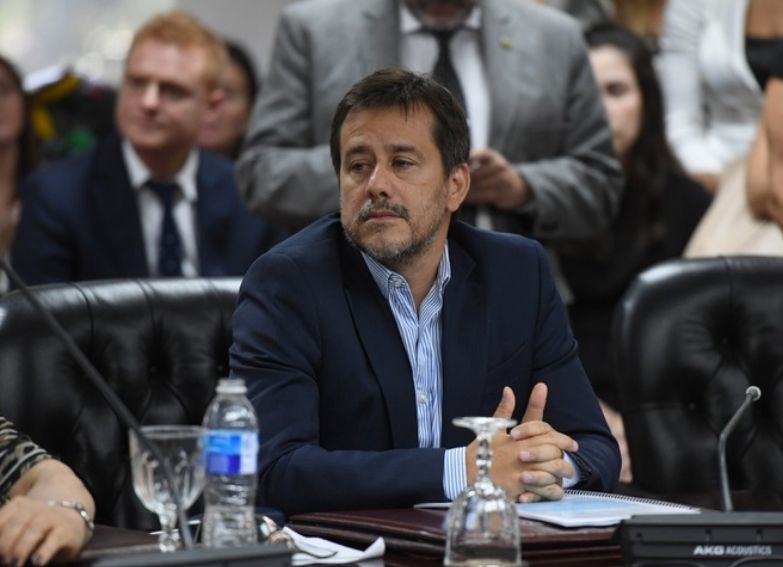 «Están legalizando la flexibilización»