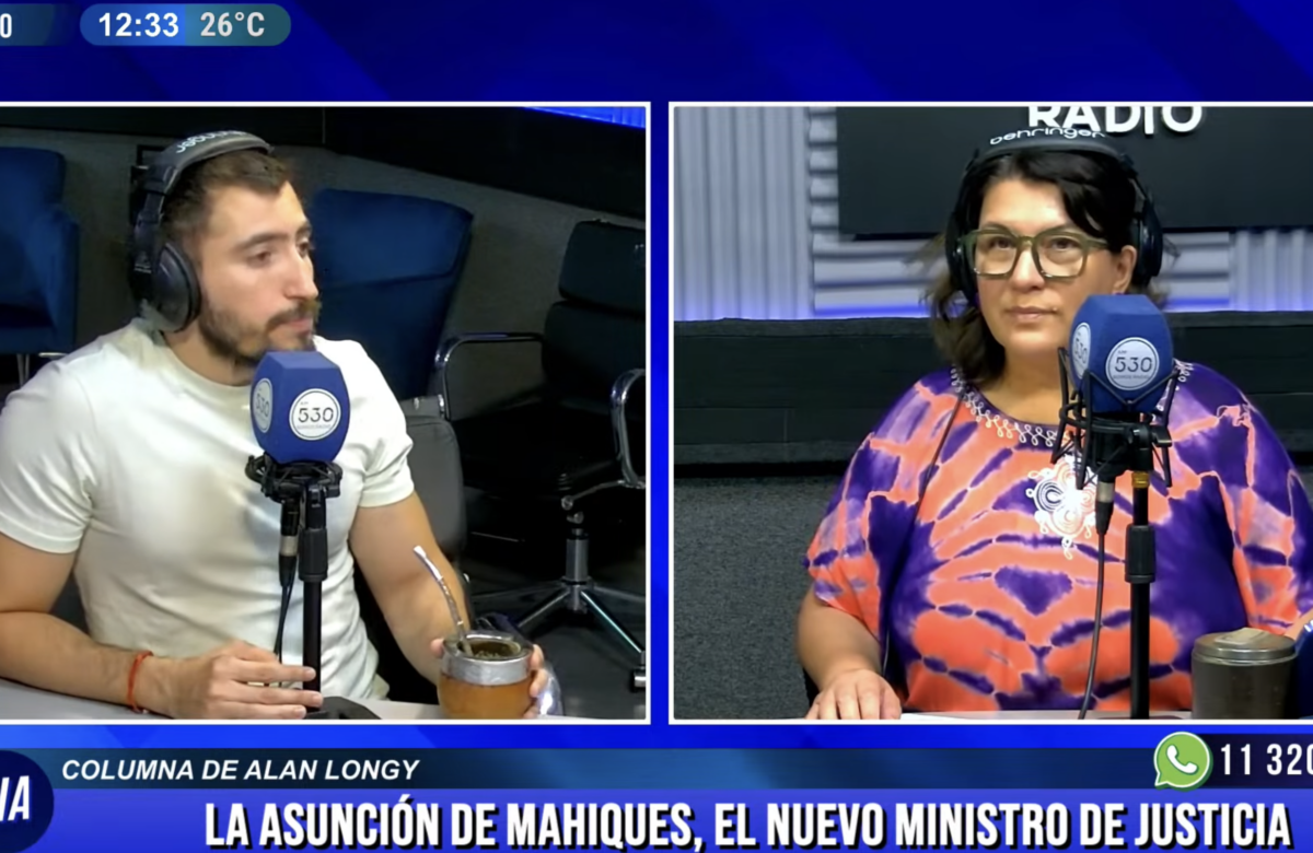 «Karina está cobrando venganza de Santiago Caputo»