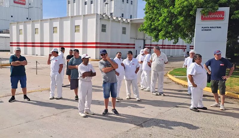 Lácteos Verónica: denuncian reducción de salarios y vaciamiento de la empresa