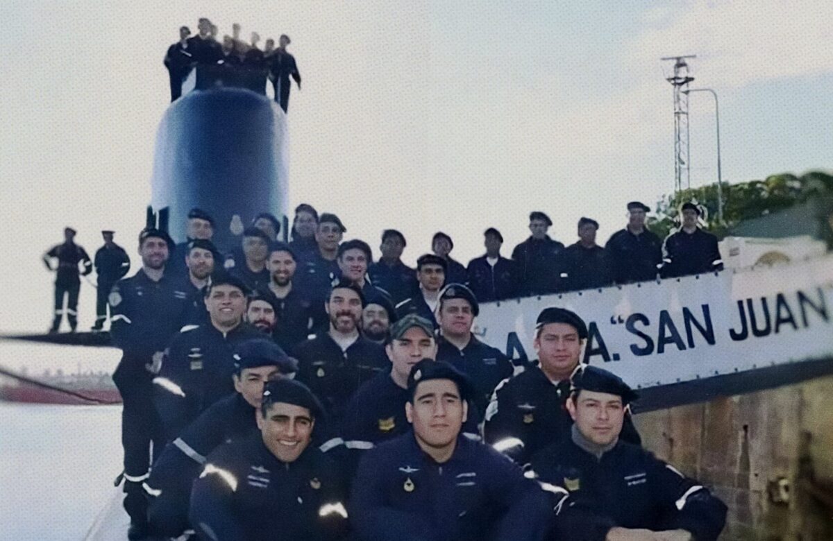 ARA San Juan: «A los 44 tripulantes los mandaron a la muerte atados con alambre»