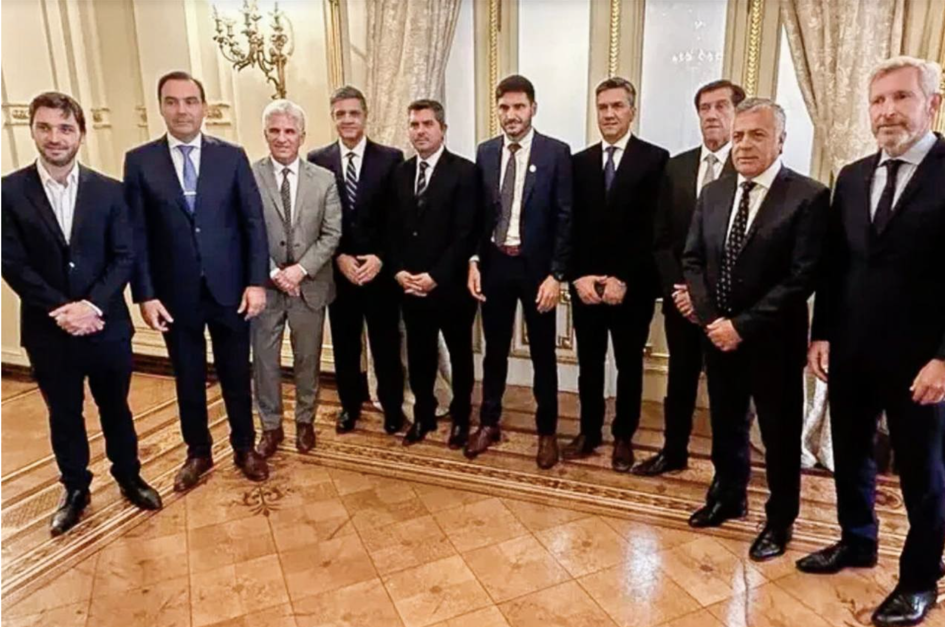 La crisis golpea duro a  las provincias dialoguistas