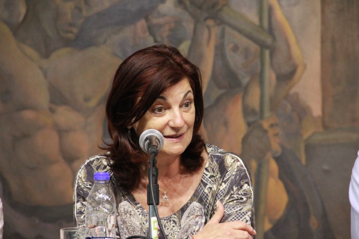 «El gobierno muestra un cinismo descarado al proteger a Adorni»