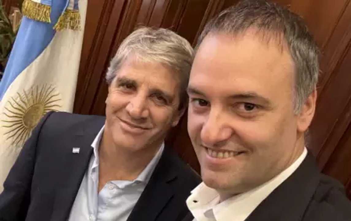 Adorni es barato, el caro es Toto Caputo