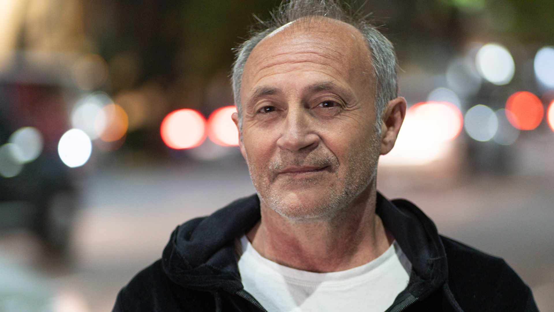 Juan José Becerra: «Milei tiene un vínculo insano y místico con las ideas»