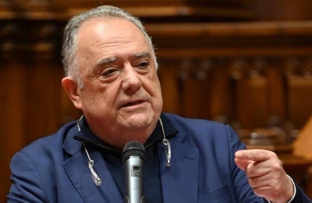 «Los años de Adorni van a ser los años de la demostración del supremacismo hipócrita»
