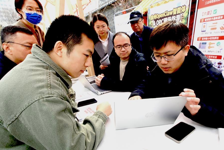 Nadie se salva solo: la mano visible del Estado en las OPC de China