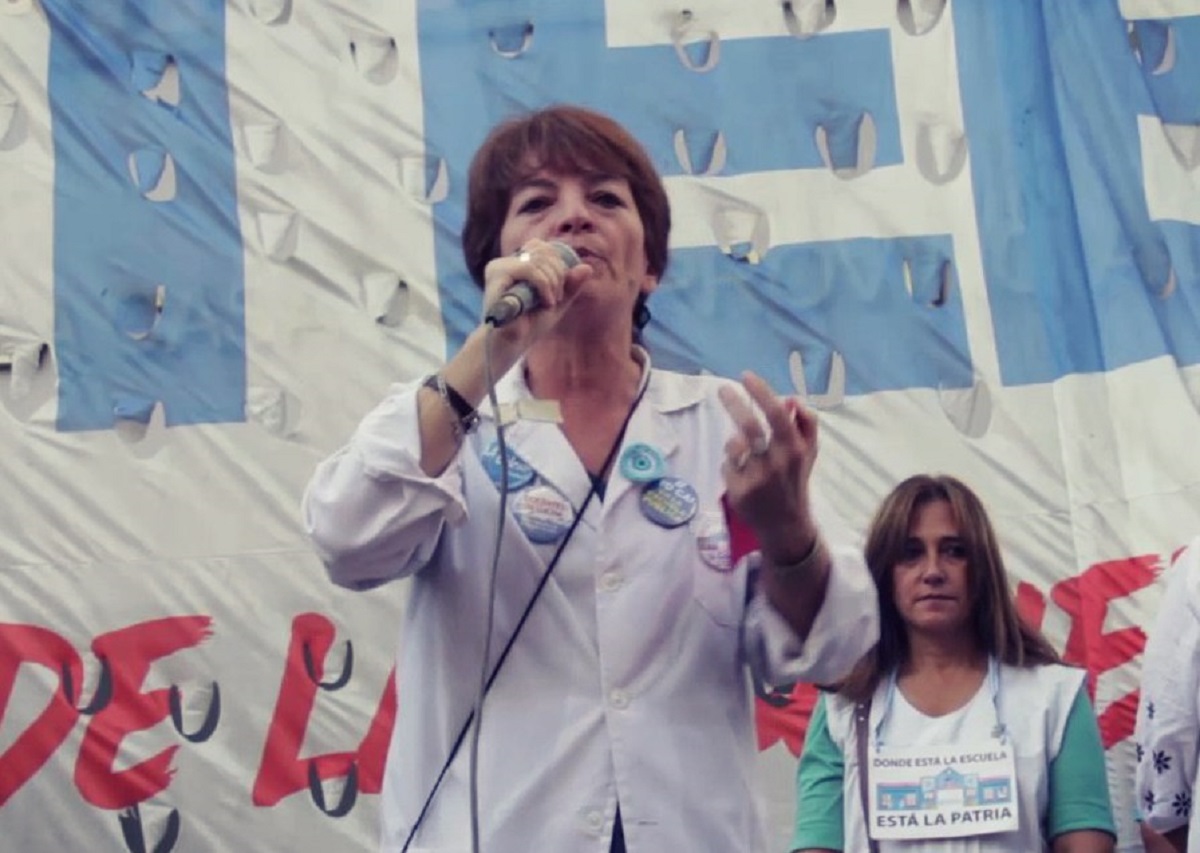 «A los docentes de todo el país nos robaron una parte de nuestro salario»