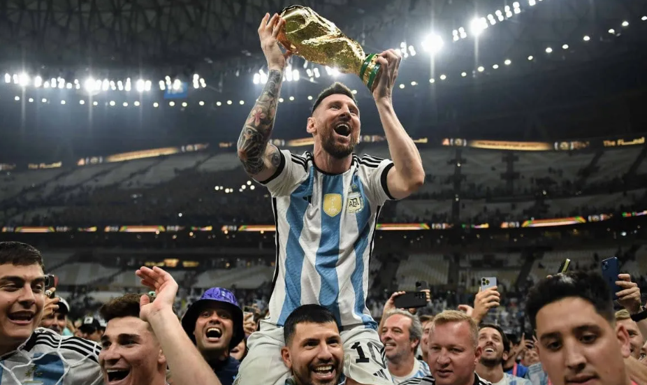 «Se retiró un artista extraordinario, más de 20 años de maravillas con la camiseta de la Selección»