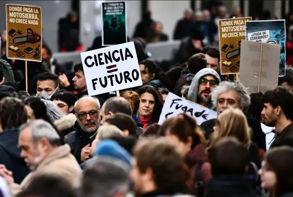 «Ciencia y Tecnología en lucha»