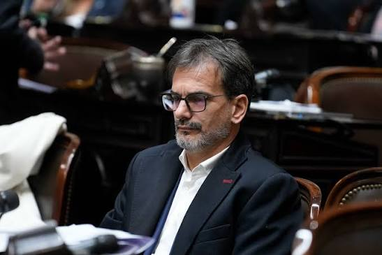 «Resolver una candidatura hoy es darle ventaja al gobierno»