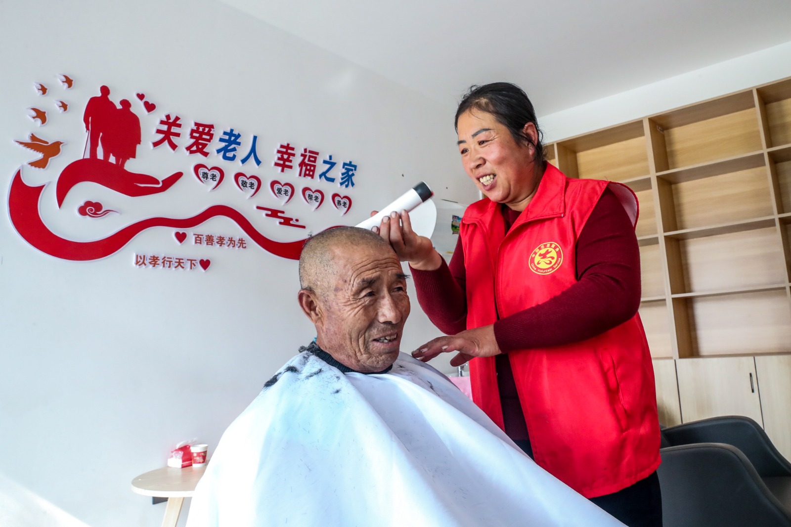 Todos llevamos un viejo encima: China le pone una ficha al Doble Nueve