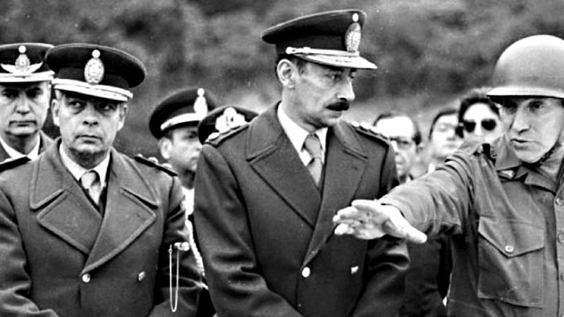 «No se puede hablar de un ‘lado humano’ de genocidas y asesinos»